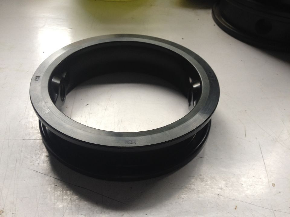 VALVE SEAT RING